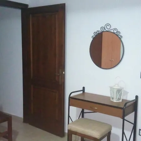 Yiannis Apartment